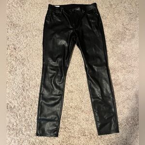 NWOT GAP True Skinny Vegan Leather Pant